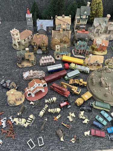 Model railway buildings - model,
