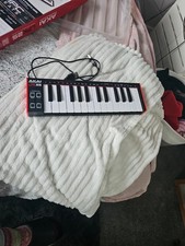 Akai Professional LPK25  usb