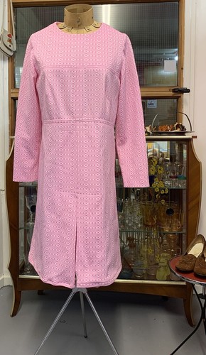 Pretty vintage pink - pretty, shift