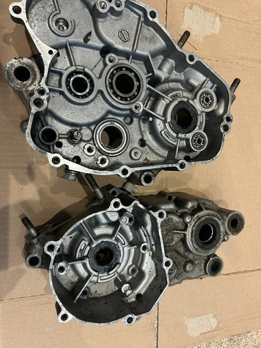 Kawasaki kx85 crank casing - kawasaki,