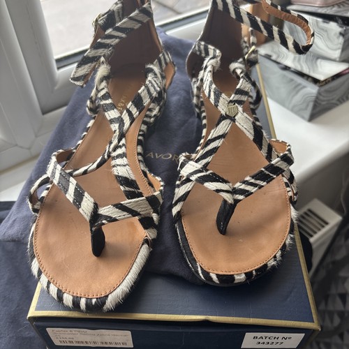 Fairfax favor zebra haircalf - favor,