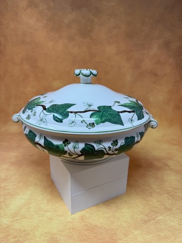 Wedgwood etruria napoleon - wedgwood,
