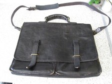VINTAGE  LEATHER  SATCHEL  Old Black