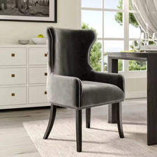 Elegant Tufted Velvet