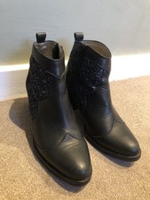 Red Or Dead Black With Blue