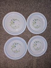 Pyrex Blue Flowers Small