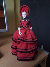 Coalport The Somerset Collection Figurine Elena Dressed in Red