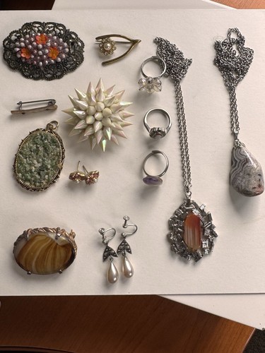 Selection costume jewellery - costume,