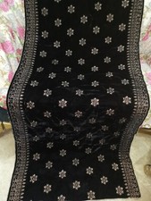 Embrioded Velvet shawl premium