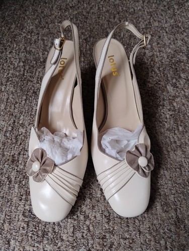 Reduced sale price ladies - -,