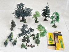 Job Lot 4 x Britains model trees and additional trees and parts