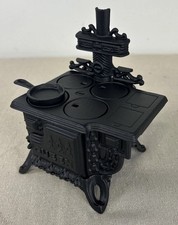 Vintage miniature queen - vintage,