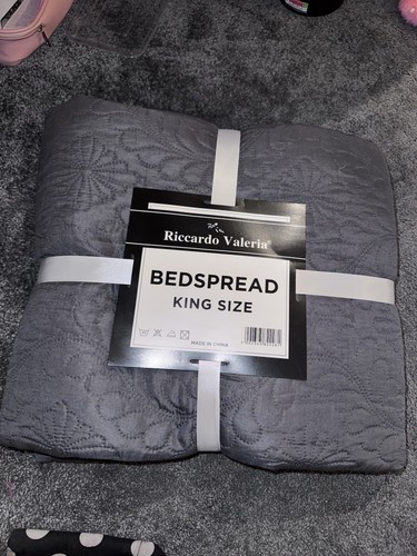 Bedspread king - bedspread,