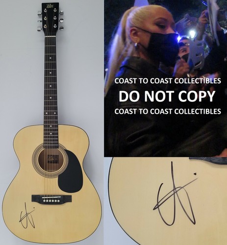 Christina aguilera signed - aguilera,
