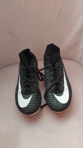 Nike brand soccer shoes - brand,