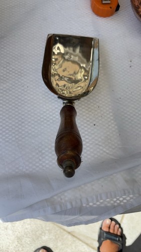 Vintage brass scoop - vintage, scoop/shovel