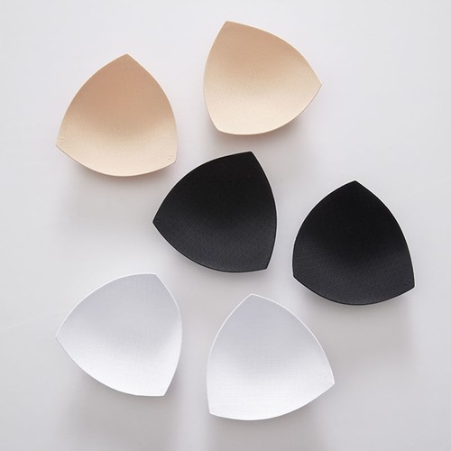 Pairs triangle bra - triangle, pads
