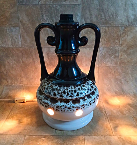 Large vintage west - vintage,