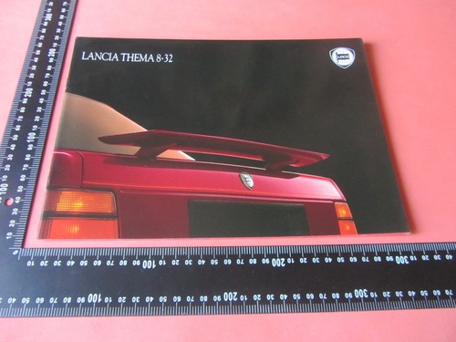 Leaflet lancia thema 32 - thema, 8.32