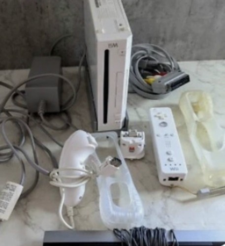Nintendo wii console bundle - console,