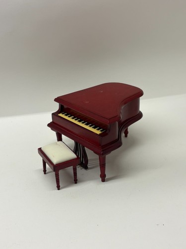 12th scale dolls house - dolls,