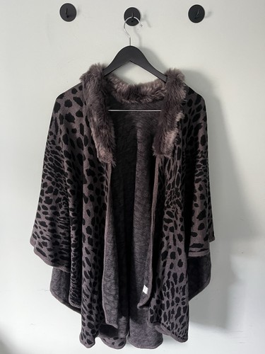 Funky faux fur shawl - fur,