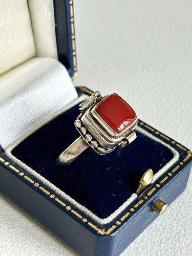 Vintage carnelian poison - vintage, ring
