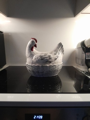 Ceramic chicken egg holder - ceramic,