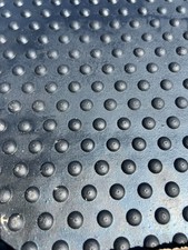 4 x 18mm x 6x4ft Bubble Top Heavy Duty Rubber Stable Mats Horse matting