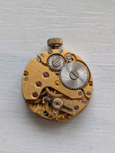 Vintage ladies smiths - vintage,