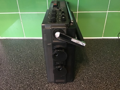 Vintage sharp 3000 radio - sharp,