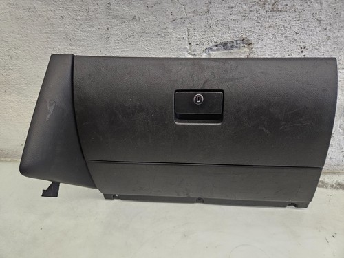 Volkswagen golf glove box - 4,