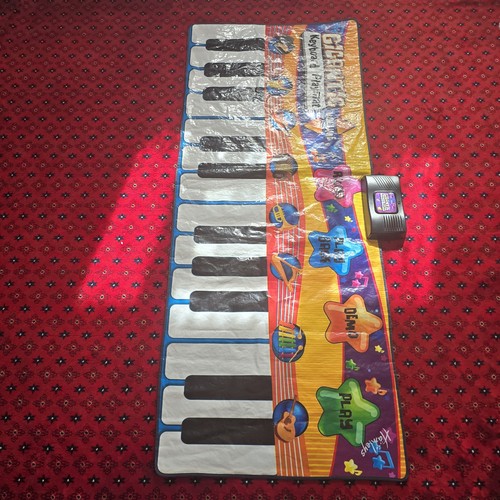 Gigantic keyboard playmat - gigantic,