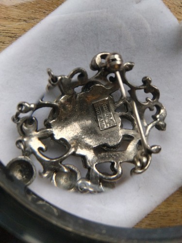 Vintage signed jewelcraft - vintage,