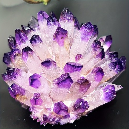 Natural large quartz - large,