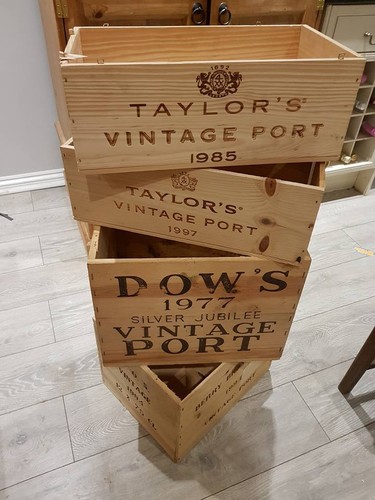 Mixed size vintage port - size,