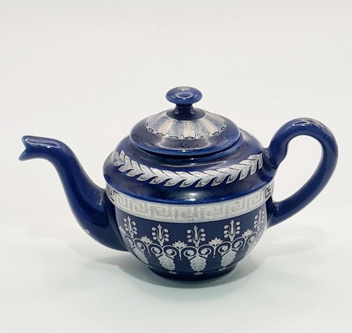 Porcelain art the miniature - porcelain,