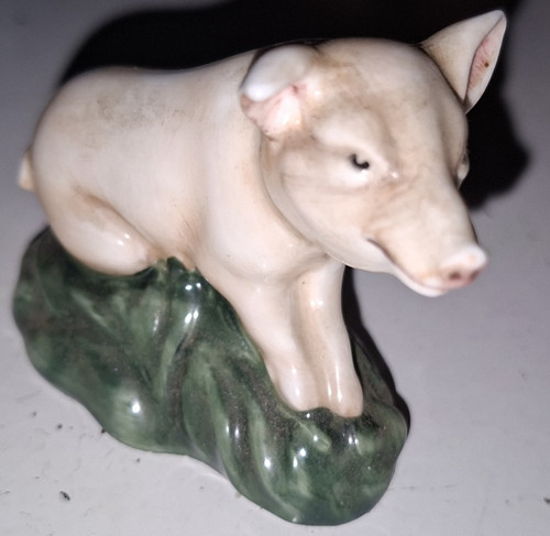 Rare royal doulton - rare, piglet