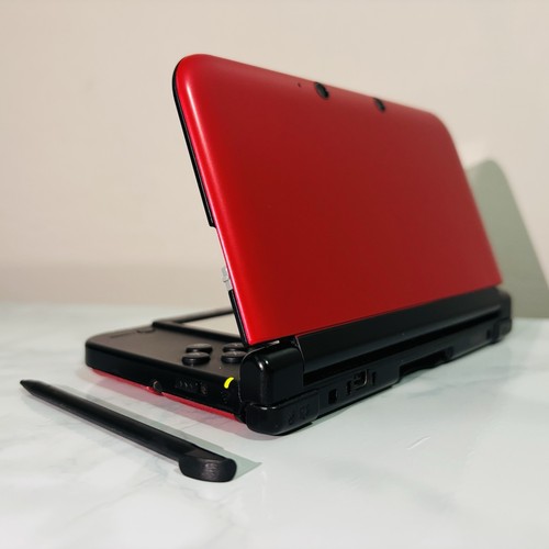 Nintendo 3ds red and black - xl,