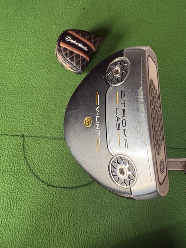 Odyssey putter line stroke - |, v-line