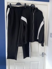 Ladies Casual Black And White