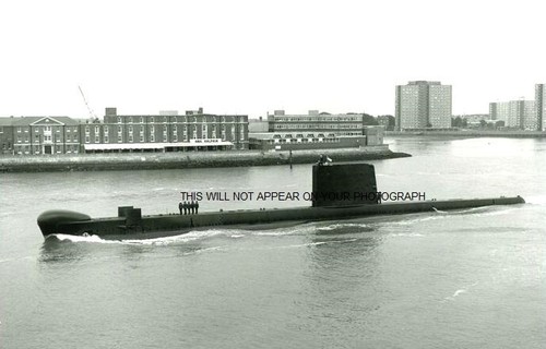 Royal navy class - class, submarine