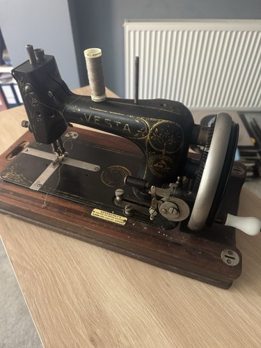 Vintage vesta hand crank - vintage, hand-crank