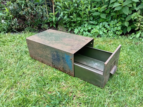 Vintage metal drawer - metal,