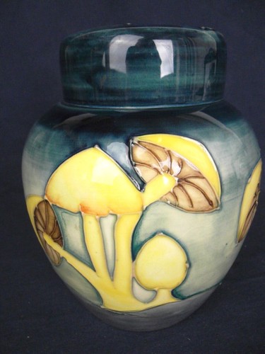 Moorcroft fairy ring ginger - moorcroft,