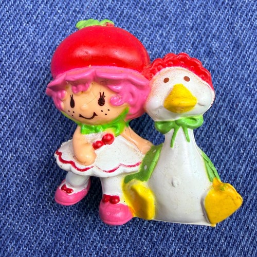 Vintage 1982 strawberry - 1982,