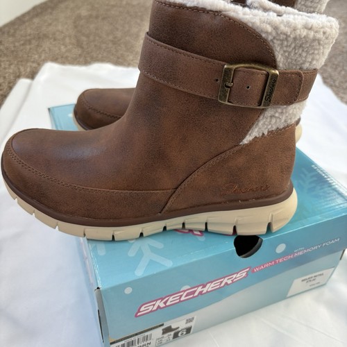 Nib skechers synergy diva lane - nib,