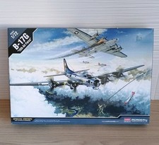 Academy 1/72 Scale B-17G 15th Air Force Model Kit 12436  Special Edition 