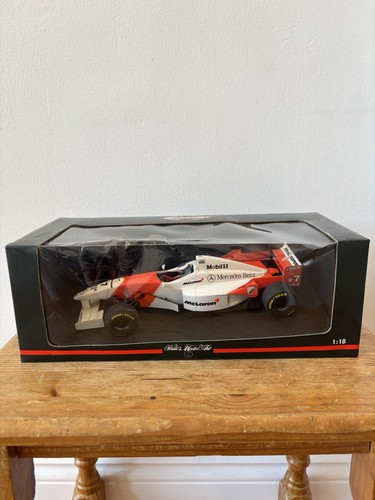 Minichamps 530 961807 - 1/18,
