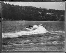 Motor yacht Century Tire